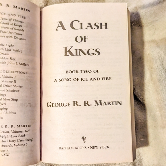 A Clash of Kings by George R.R. Martin - Picture 4 of 5
